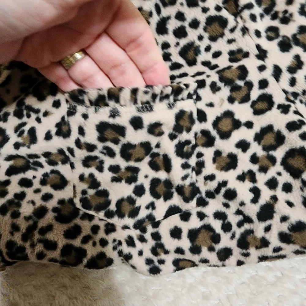 Midnight by Carole Hochman Leopard Print Pajamas - Picture 8 of 8